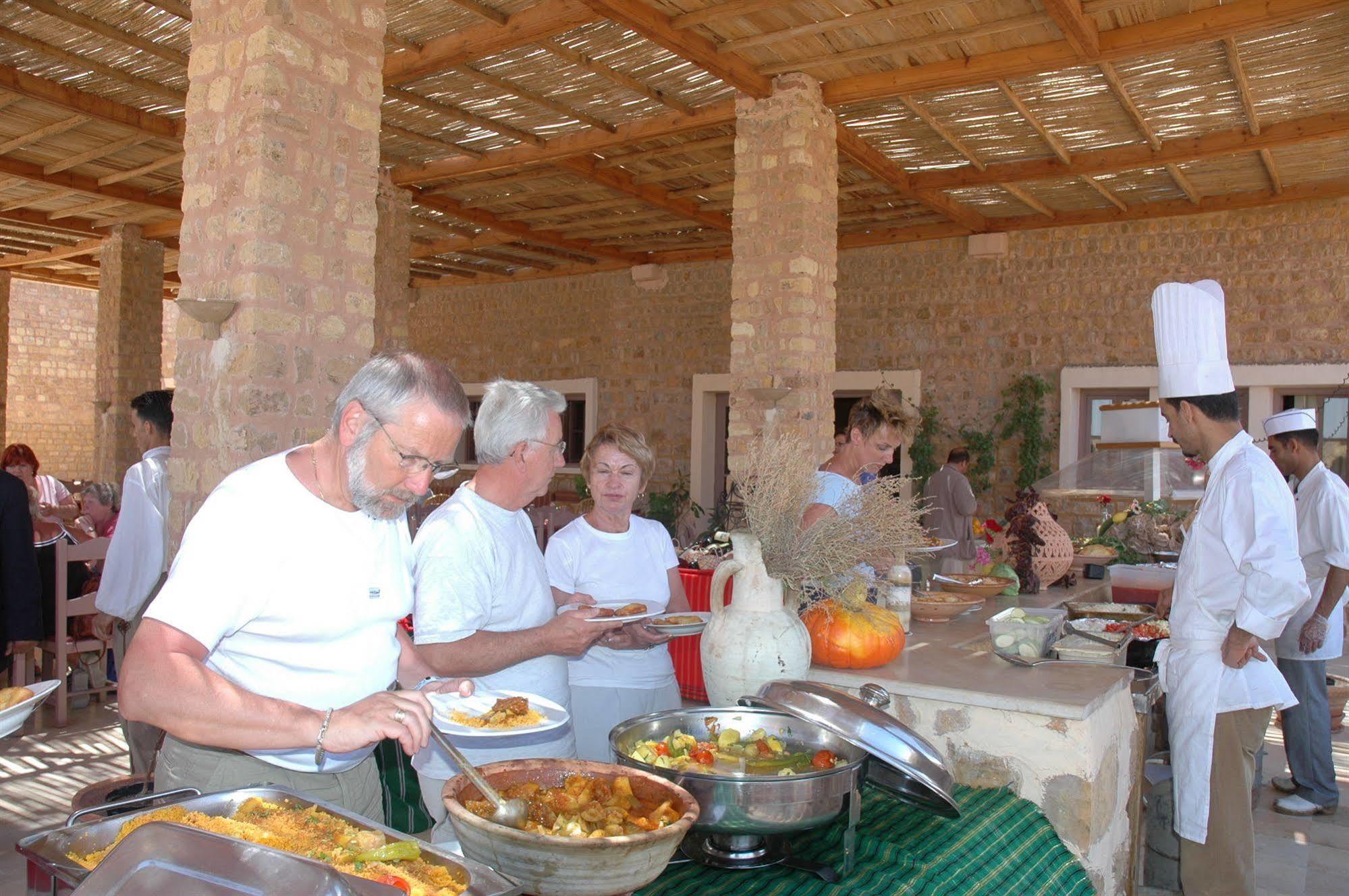 Tataouine Hotel Dakyanus מראה חיצוני תמונה
